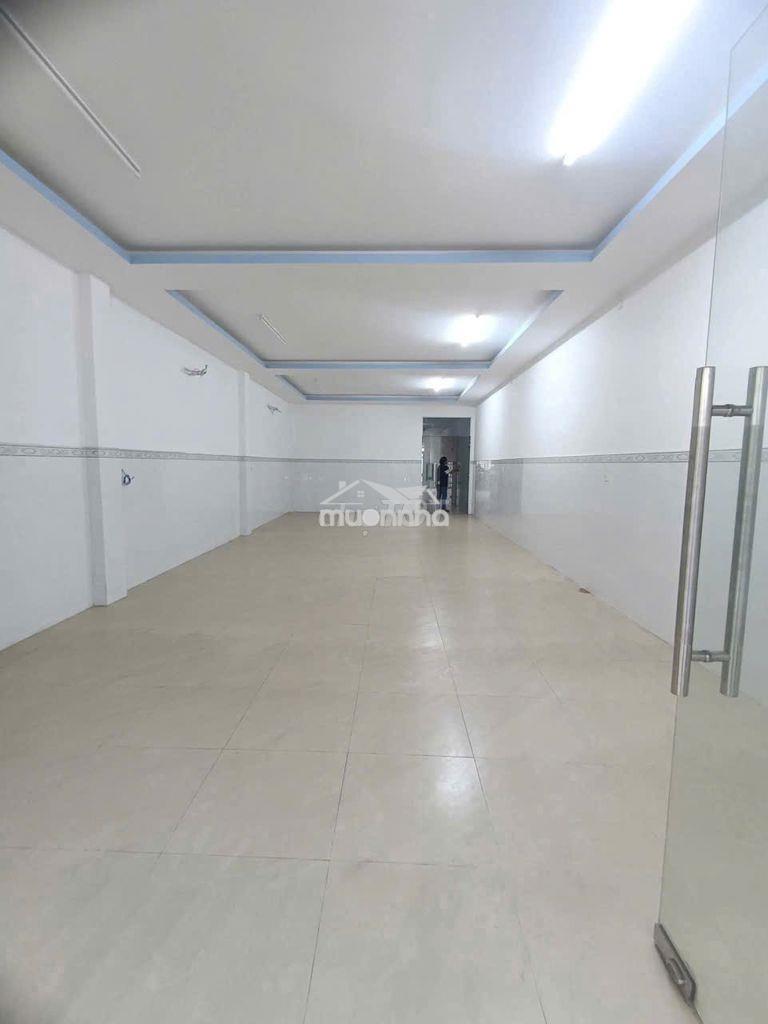 Cho thuê nhà dt 5,6 × 50m hoàng hữu nam - quận 9