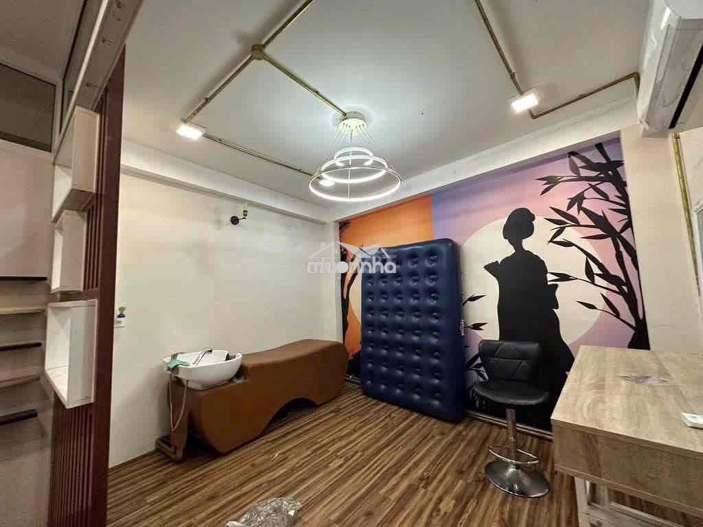 Cho thuê nhà ☘️đường 3 tháng 2 quận 10 , 4pn chỉ 15tr5 , - 4