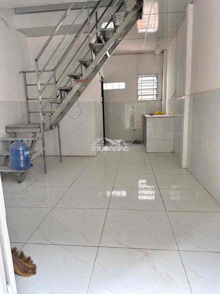 Cho thuê nhà tl 15 mới xây gần. đaij học ng tất 2p ngủ giá 4tr7 /th