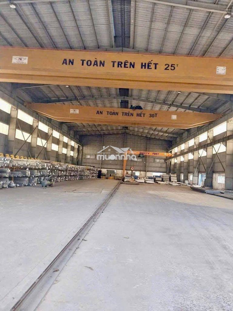 Cho thuê kho xưởng siêu vip 1.900m² trong kcn tân tạo, q. bình tân.