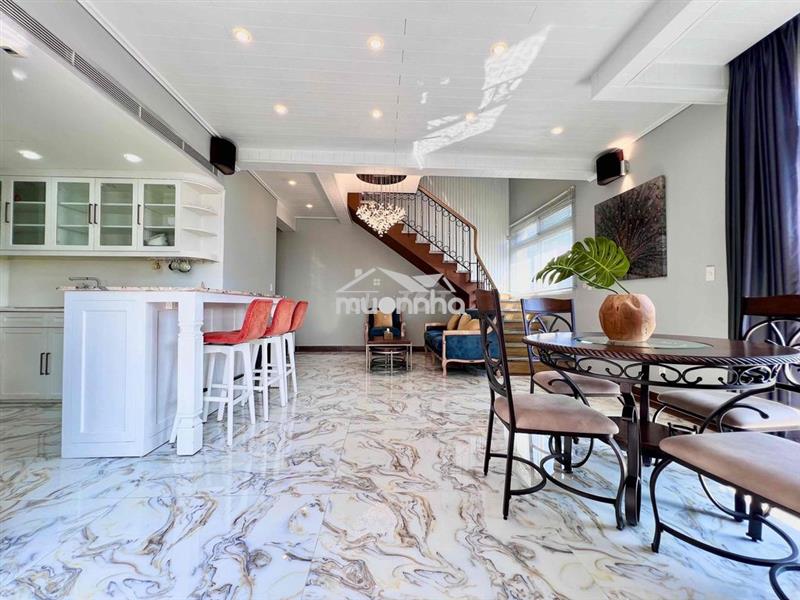 Penthouse chung cư star hill phú mỹ hưng dt 242m2