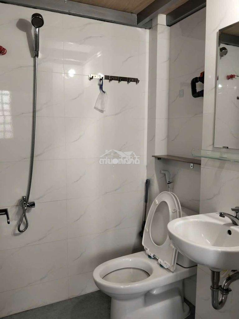 Phòng trọ mới xây có gác,cửa sổ, máy lạnh mới, gần cầu tân thuận1, q7 - 3
