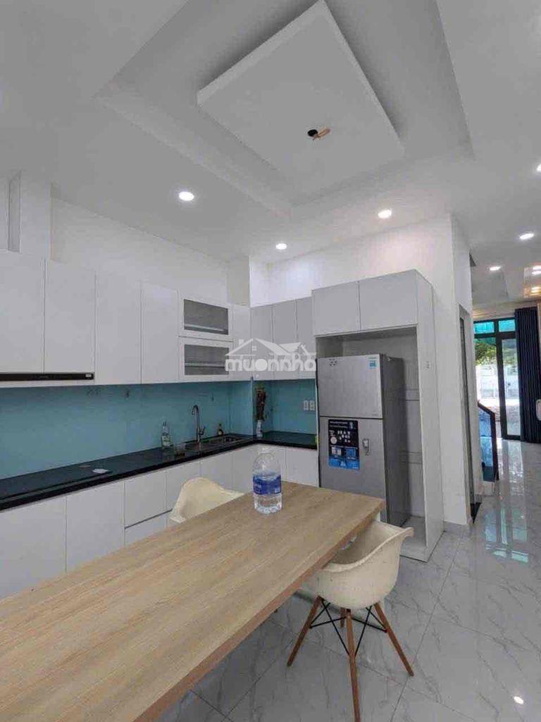 Cho thuê nhà sân rộng để xe hơi 2pn full nội thất - 4