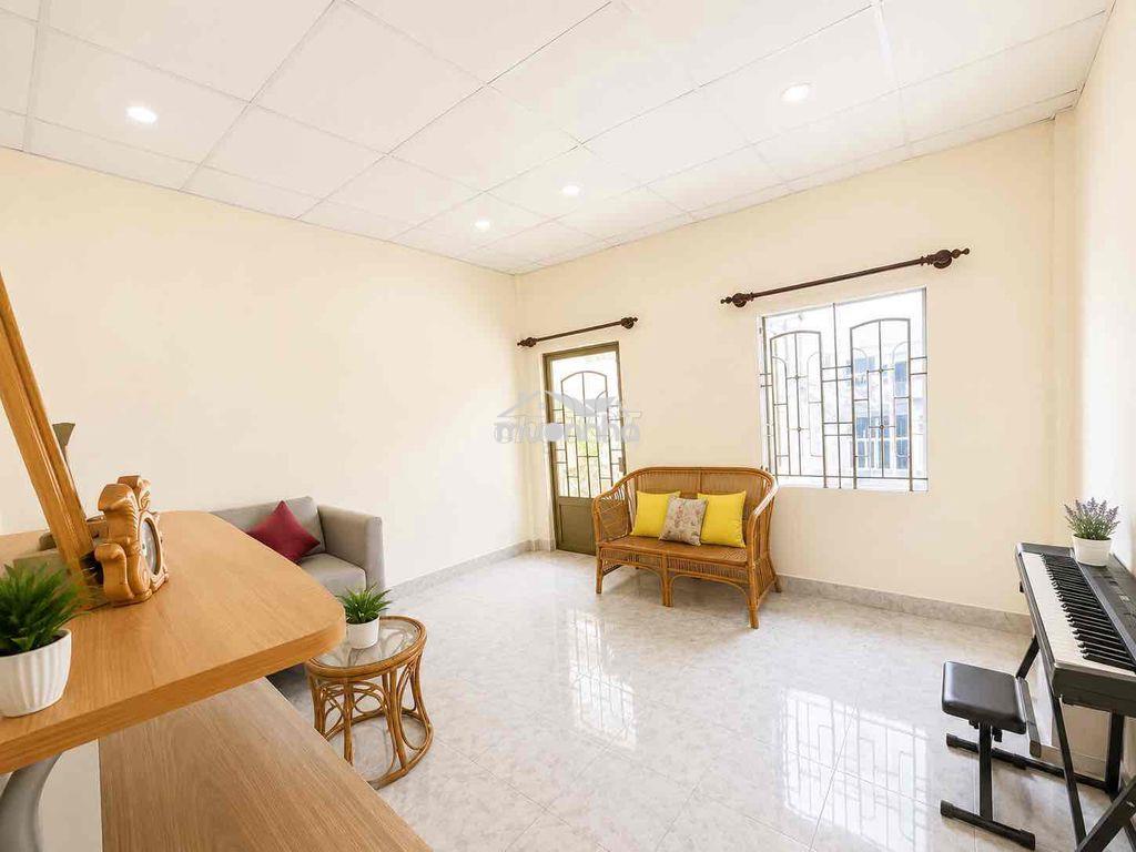 Nhà nguyên căn - 2 tầng - 4,1❌15m - xe hơi - tân quy - q7 - 11tr/th - 4