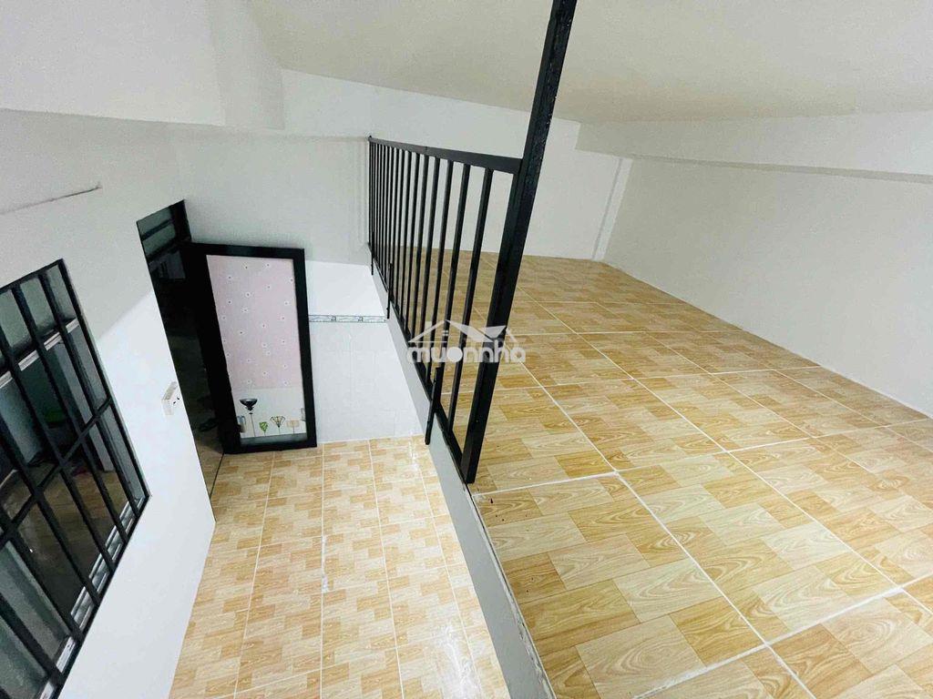 Phòng mới sạch sẽ thang máy gác bếp wc ban công thoáng mát - 4