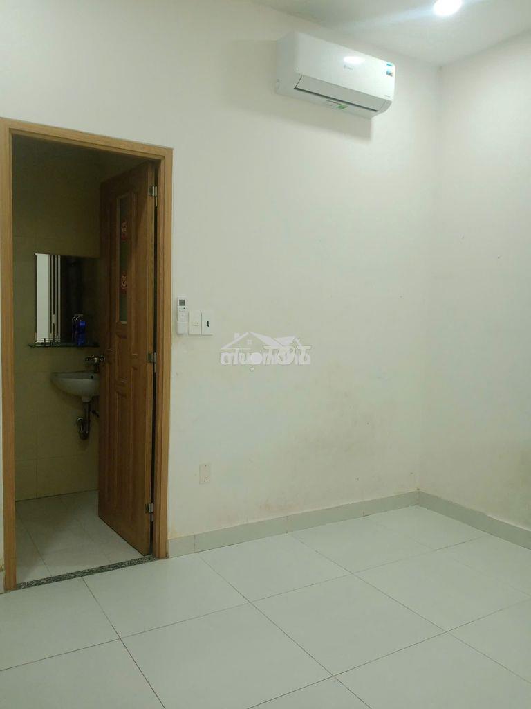 Cho thuê phòng trọ, không ngập khi mưa lớn, có máy lạnh - 3