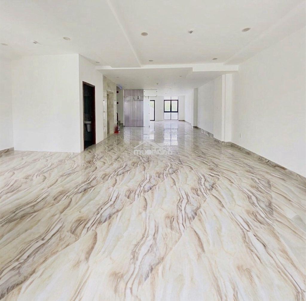 Chính chủ cho thuê gấp – 50c hoàng việt, p4, q. tân bình- dtsd 550m2 - 2