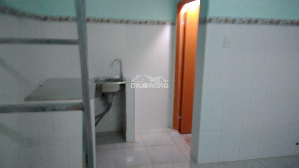 Cho thuê phòng trọ gần sân bóng đá cây sung - 2