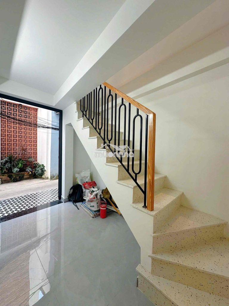 ❤️‍🔥Hiếm❤️‍🔥 giáp quận 1 - 68m2 - 6,24m x 12m - 4pn - nhà mới ở ngay - 7,4 t - 4