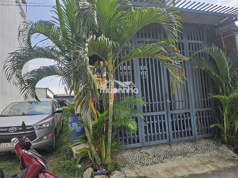 Hiếm.nhà c4 60m2 hẻm xh 7 chỗ ngay đường số 11 linh xuân.sổ vuông đét