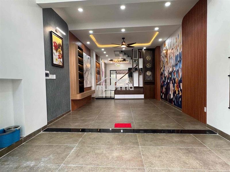 Bán nhà mt đường rộng 12m, đặng thuỳ trâm, 3 tầng, 5x18, gần công viên