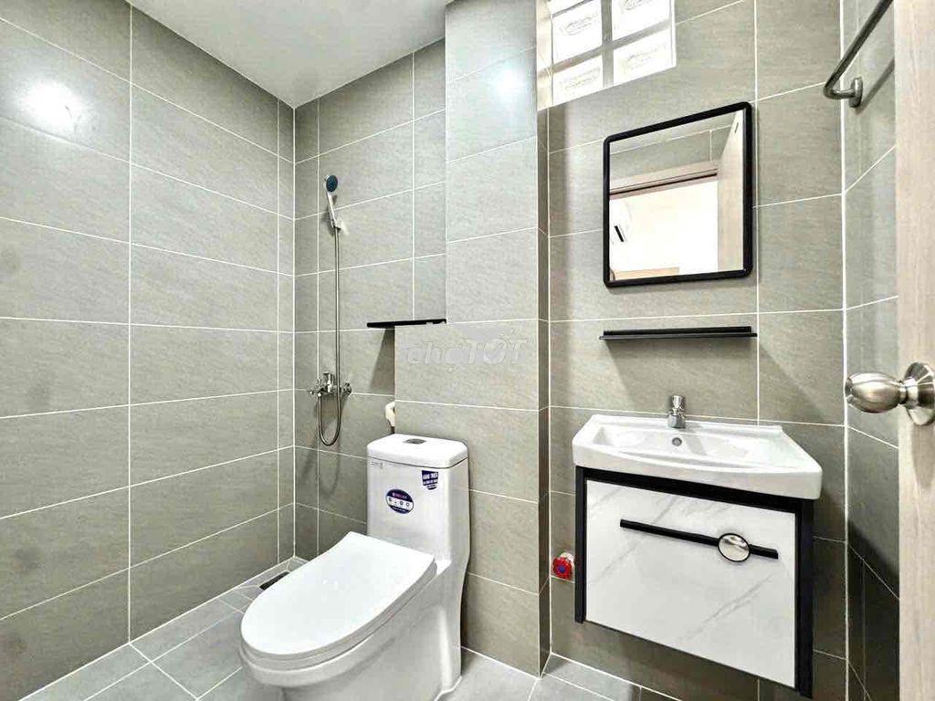 Studio cửa sổ trời gần parc mall có thang máy full nội thất - 2
