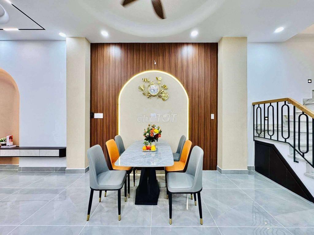 –Ngay huỳnh tấn phát _ gần huỳnh thị đồng 
4 tầng _64m2. hon 6 đ (tl) - 3