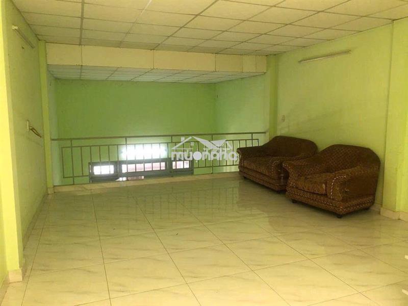 Nhà đúc lửng 2pn hẻm đht 31 gần kdc an sương 7tr/tháng