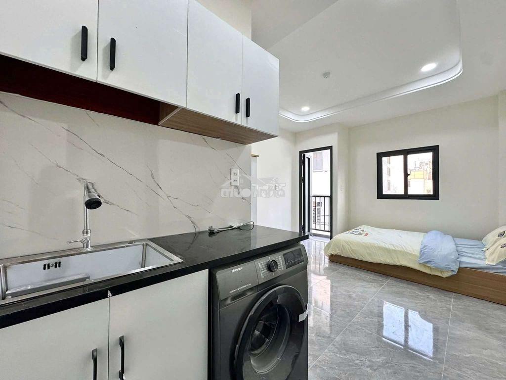 Ban công mới ,khu an ninh , kiến trúc hiện đại - 2