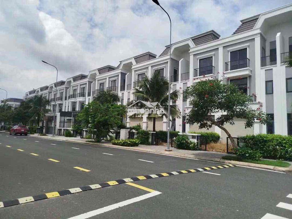 Kẹt tiền trả nợ bán gấp căn nhà phố 100m đang cho thuê giá 12triệu/th - 2