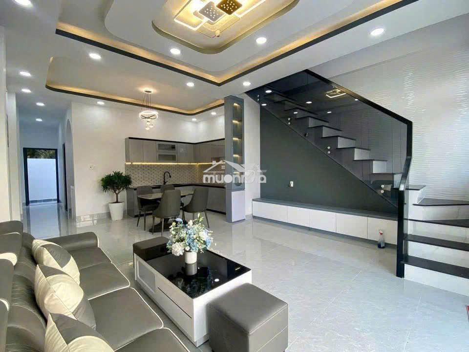 Bán nhà 2 lầu  ngay cây xăng đức hưng- đường đồng khỏi-sổ riêng thổ cư - 4