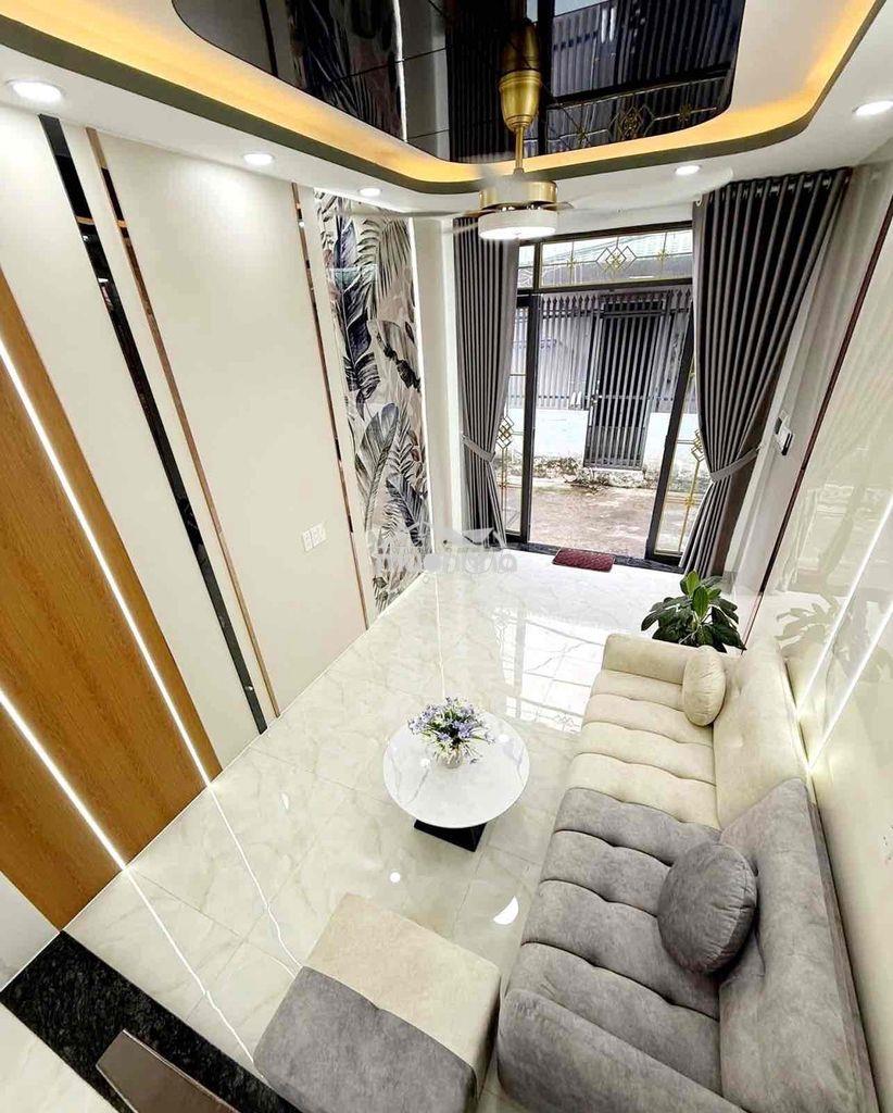 Cần bán gấp - ngộp - hẻm 4m giá tốt - 2