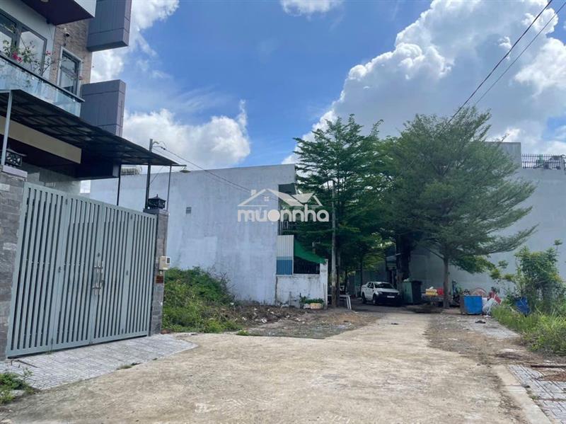 Chính chủ bán lô đất ngay cạnh vinhomes quận 9