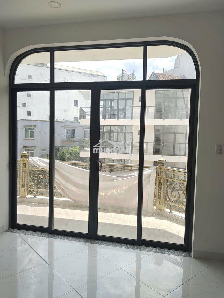 Cho thue van phong mặt tiền khu vực nha ga t3