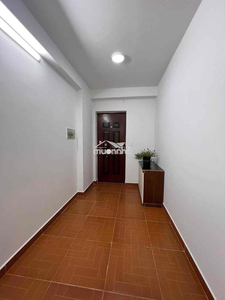 Căn hộ đẹp thoáng- lầu đẹp