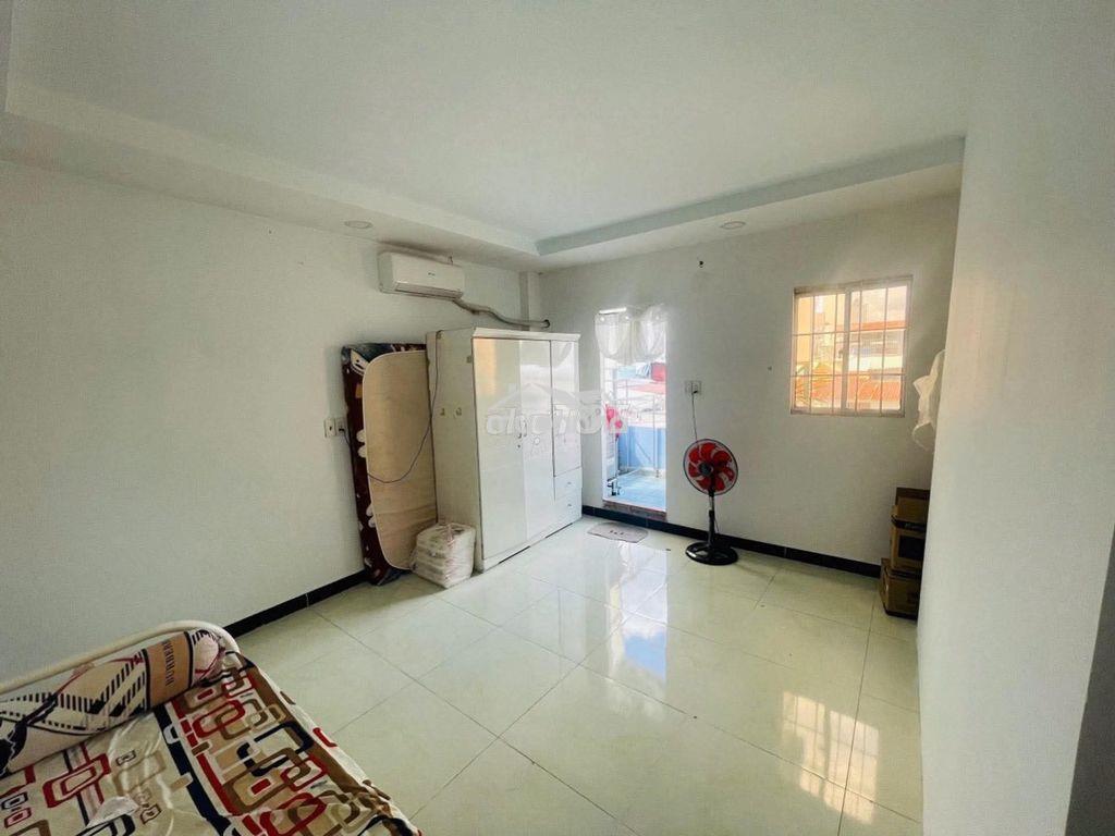 Nguyễn duy q8- 3 lầu đúc- 28m2- ko qh chỉ 2 tỷ nhỉnh - 2