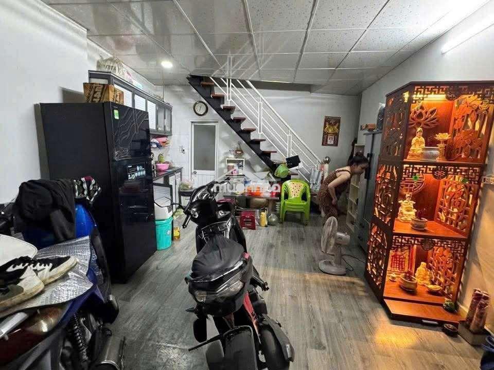 Cho thue nhà hẻm 2 xe máy, 1 xet, nguyễn tri phuong q.10 - 3