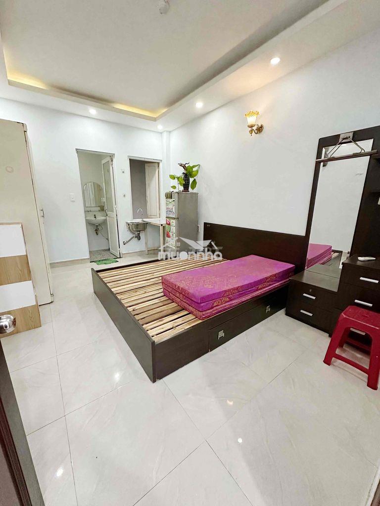Hẻm 409 lê quang định bt full nội thất có máy giặt riêng