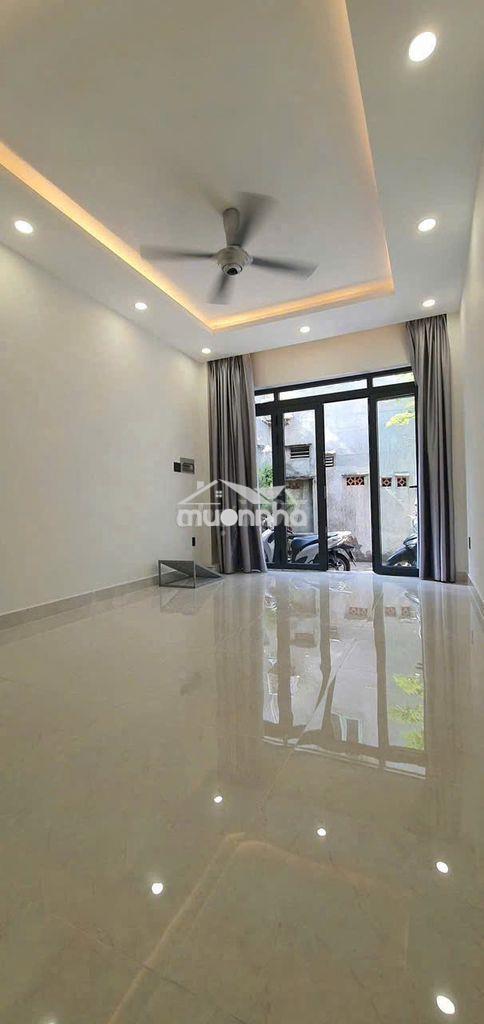 Nhà nguyên căn mới đường nguyễn văn đừng - 3pm 4wc - 3.7x14.2m - 3