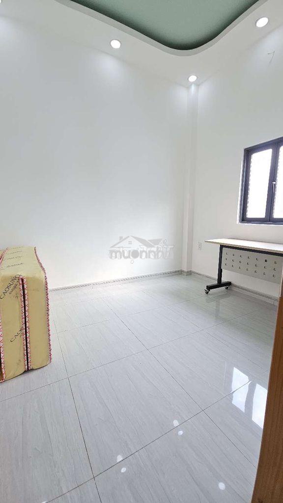 Nhà mới 2 lầu ba gác chay vivu âu dương lân - 3