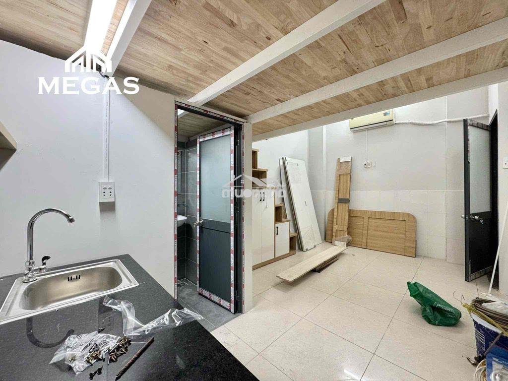 Cho thuê căn duplex máy giặt riêng chỉ 6tr ngay cmt8, quận 3 - 4