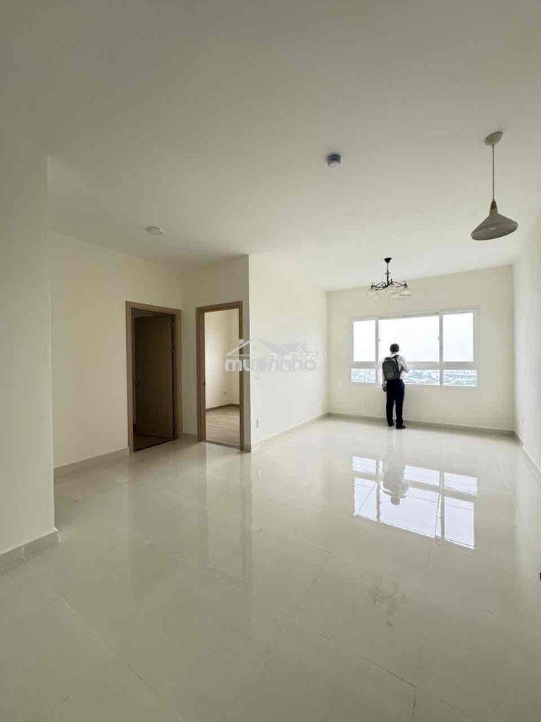 Căn hộ 50m2. sổ hồng riêng. ngay aeon mall bình tân. cho thuê 7tr - 3