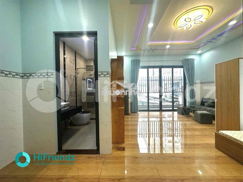 Studio ban công tách bếp ngay kế bên đầm sen - svđ phú thọ