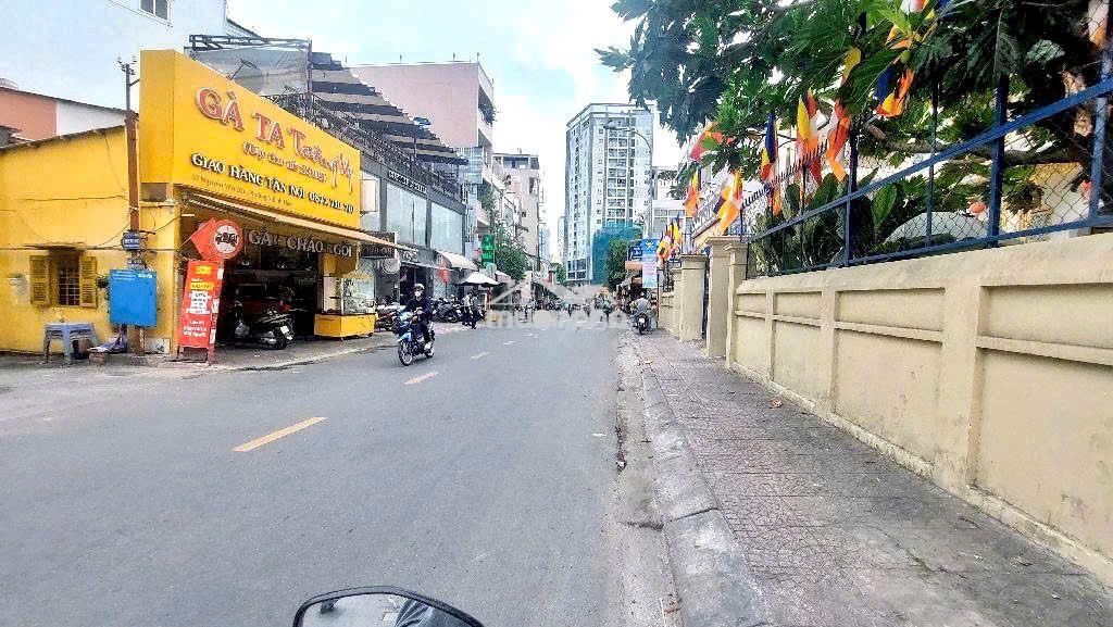 Gấp bán "7.5 tỷ giảm 6.7 tỷ" - bán nhanh nhà c4 64m2 - hẻm xe hơi p.6 - 3