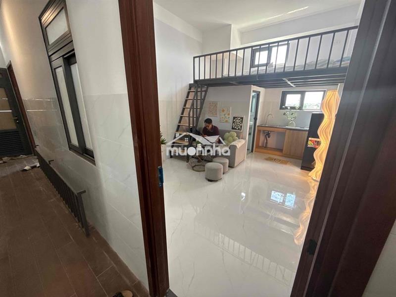 Khai trương p mới 100% cửa sổ ban công 3tr2-3tr9