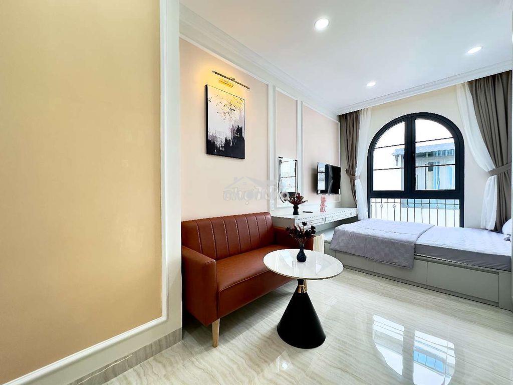 Khai trương căn hộ 35m2 cách mạng tháng 8 - 2