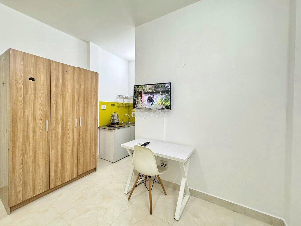 Căn hộ full nội thất 30m2 giá tốt ngay hoàng sa gần chợ phạm văn hai  - 3