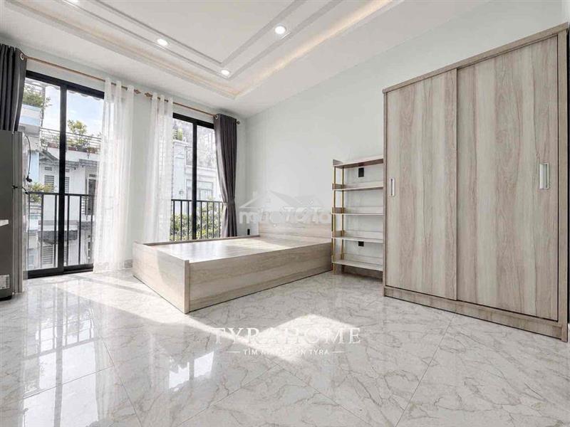 Ch studio balcon máy giặt riêng ngay sát phan đăng lưu