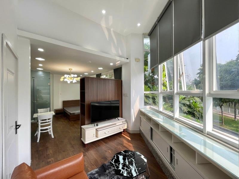 1pn/studio cao cấp mặt tiền trường sa – view sông thoáng mát, giáp q1 & q3