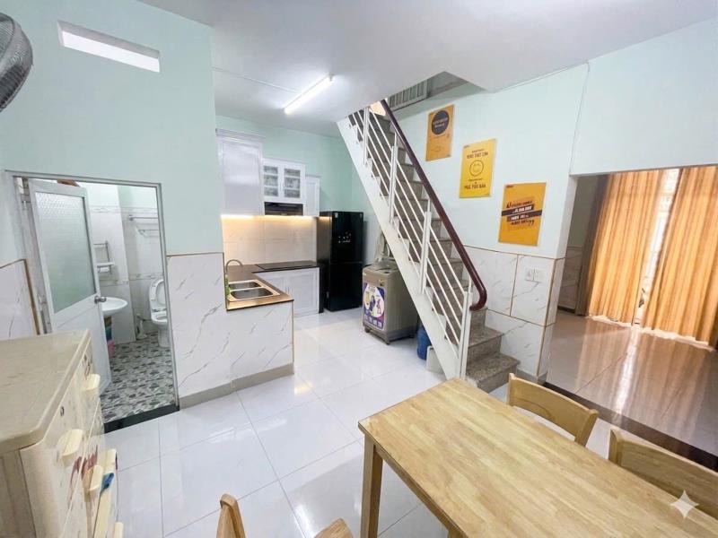 🏡 Nhà 2 tầng – hẻm xe hơi 5m thông – giá chỉ 4,15 tỷ  một căn nhà đáng xem dành cho gia đình muốn an cư hoặc nhà đầu tư tìm sản phẩm giữ giá.   - 4