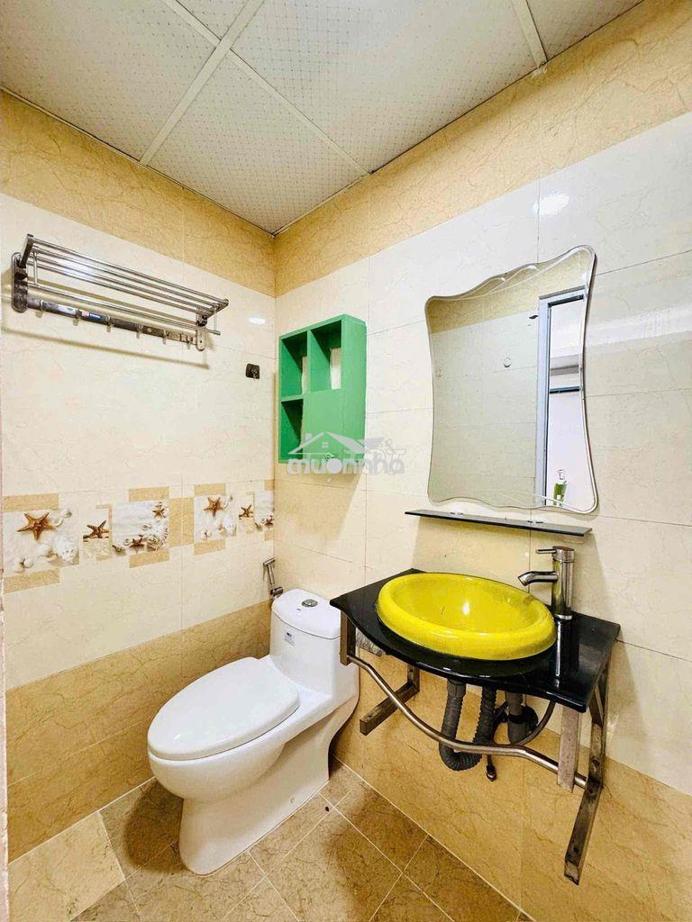 🏠Cho thuê phòng 372/15 cách mạng tháng tám quận 3 - 4