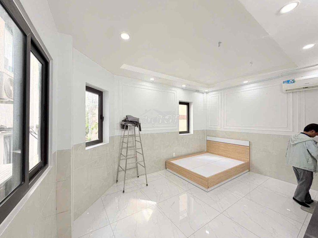 Giá rẻ!! cho thuê studio 20m2 thang máy ngay mt trường sa quận 3 - 4