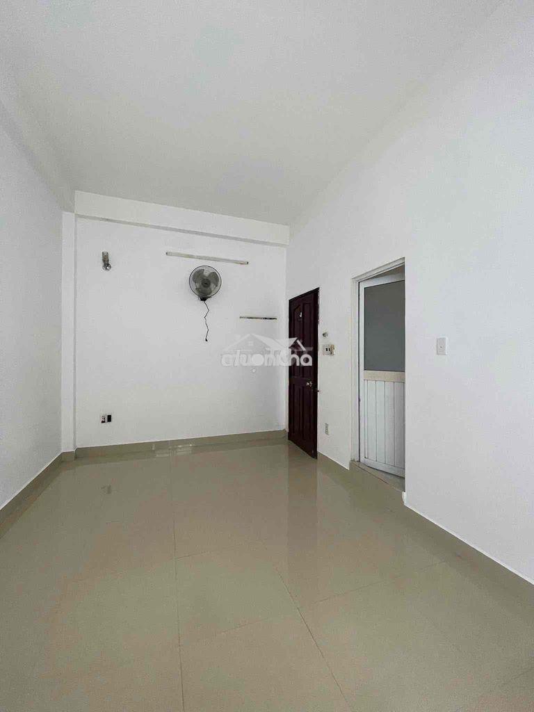 - Cho thuê nhà mới len keng ,3 lầu 400m ( q9) - mặt tiền khu tái định - Ảnh 4