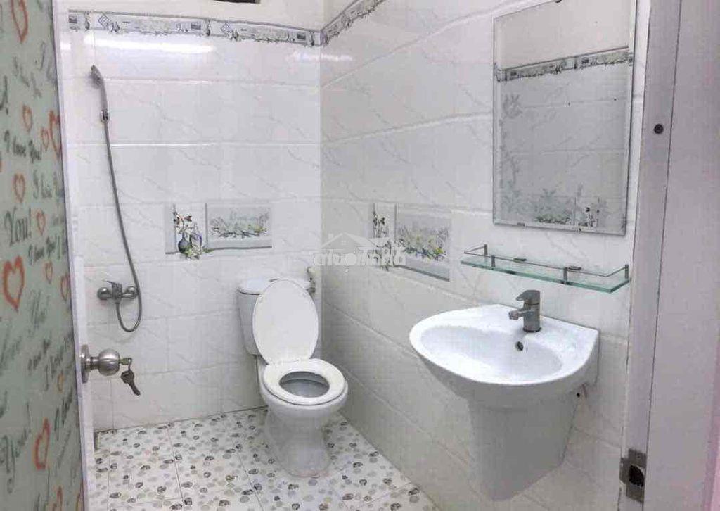 Hẻm 48 lê lợi, phường 4, quận gò vấp, giá 2trieu9 - 2