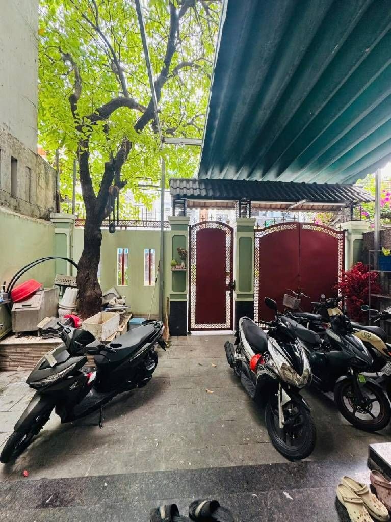Khu họ lê- lê vĩnh hoà -p. phú thọ hoà - tân phú – dt: 8 *18m – 26 tỷ 5