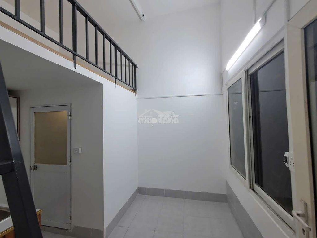 Phòng full nội thất, gác, máy lạnh - 4