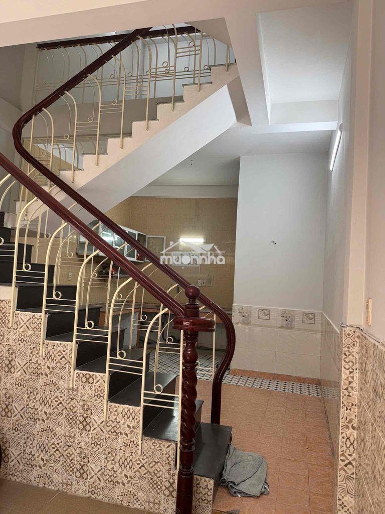 Nhà 3 phòng ngủ 4x9 bành văn trân. hẻm xe hơi