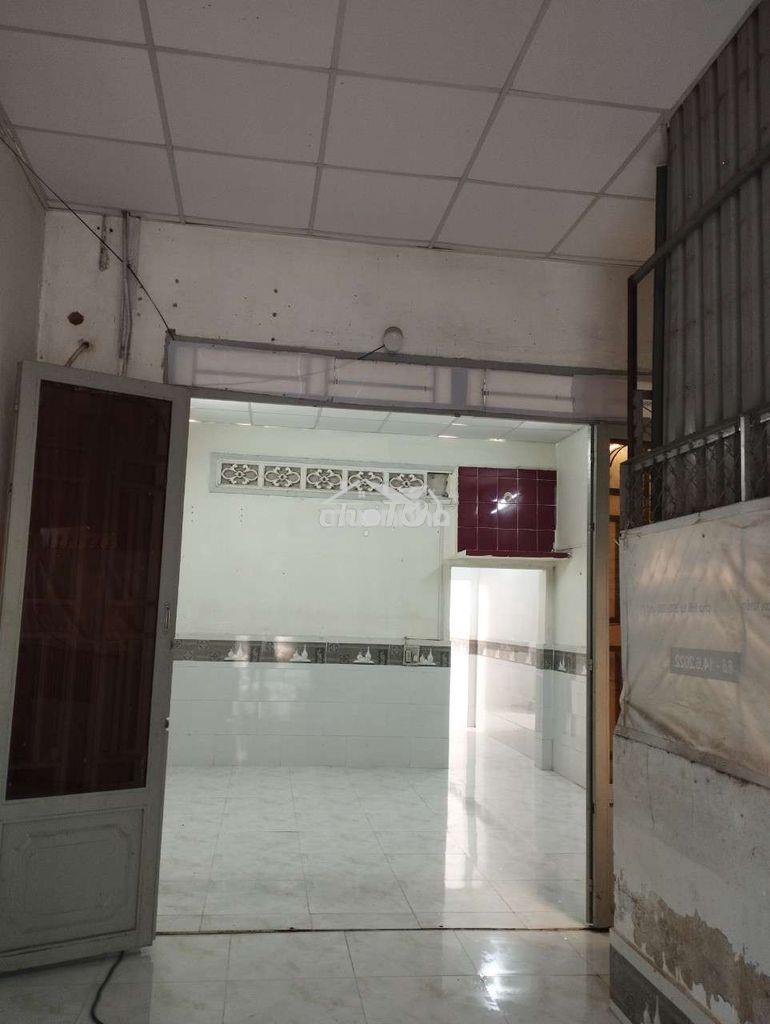 Nha4×17  1 pn 1 pk  1 bếp sân 20 m² - 3