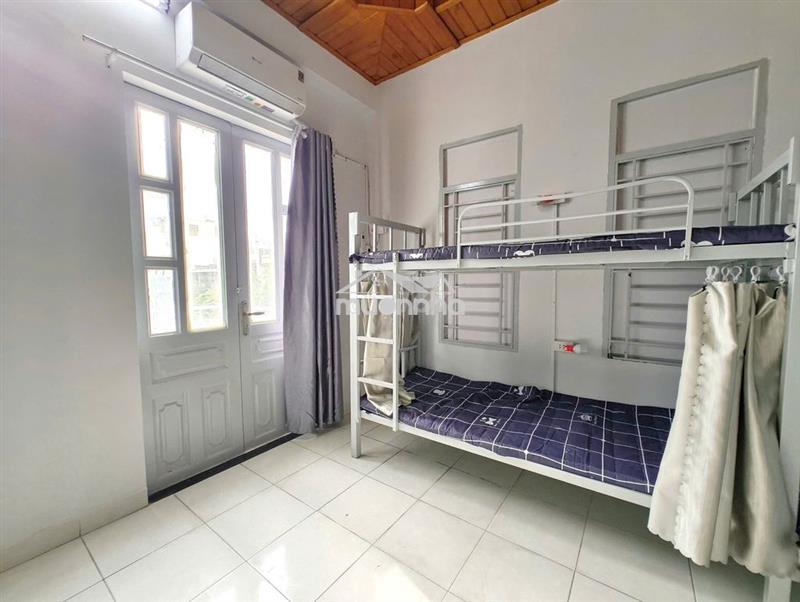 Ký túc xá mới xây ngay đại học công nghiệp (iuh) _ văn lang (vlu)