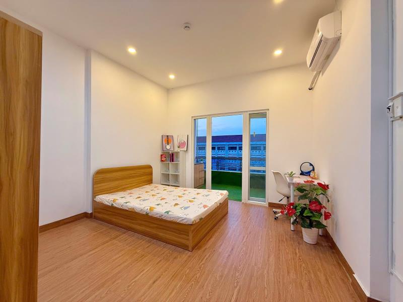 Căn hộ 1pn tách bếp - ban công - ngay cổng dh văn lang